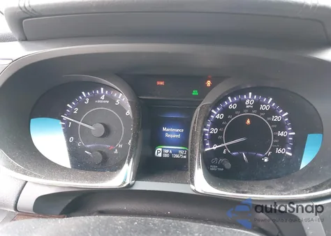 2013 Toyota Avalon Limited z USA, uszkodzony, nr VIN 4T1BK1EB9DU009051